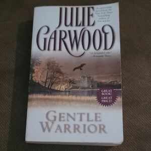4/$9- Julie Garwood 'Gentle Warrior' Book